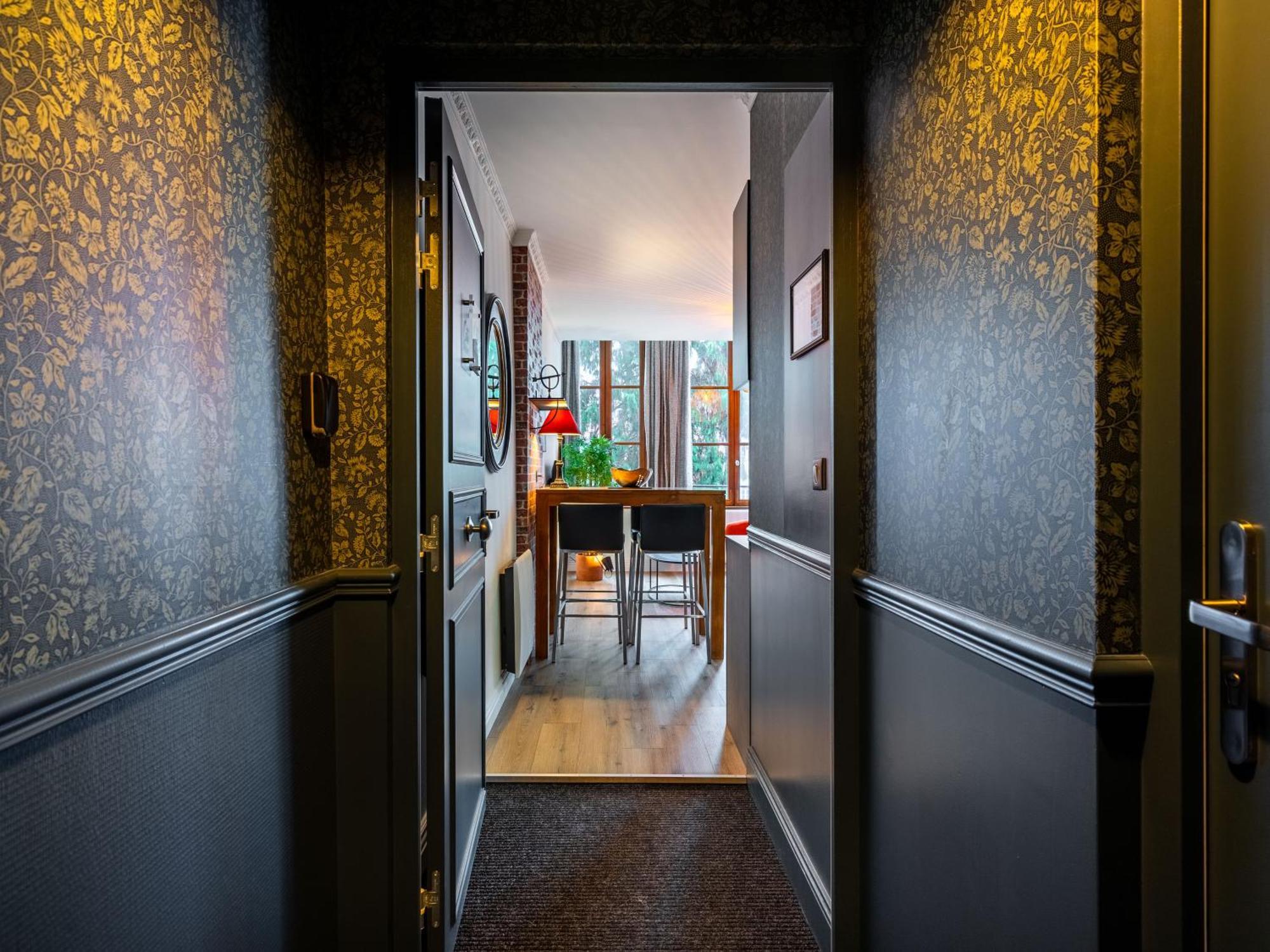 Le Relais Ducal - Appartements D'Hotes Vieille Ville ナンシー エクステリア 写真