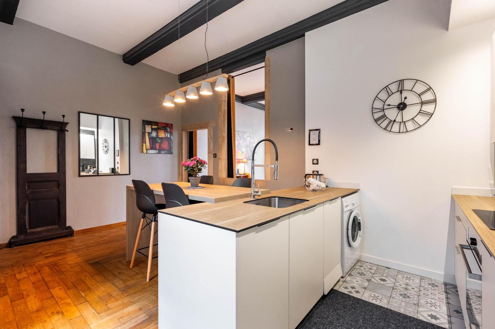 Le Relais Ducal - Appartements D'Hotes Vieille Ville ナンシー エクステリア 写真